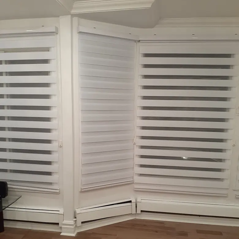 a room with white blinds